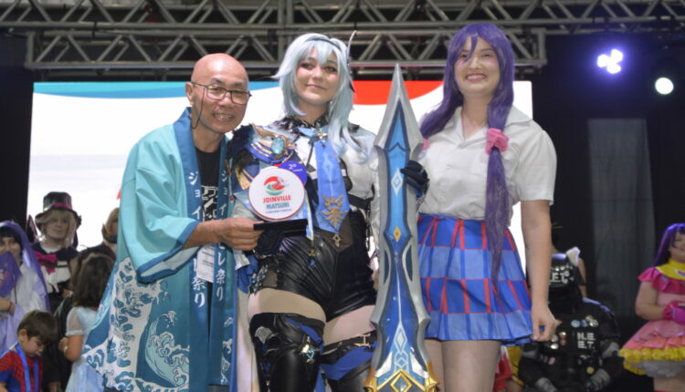 Takao, Sariho (de Eula, 2º lugar) com Rayle